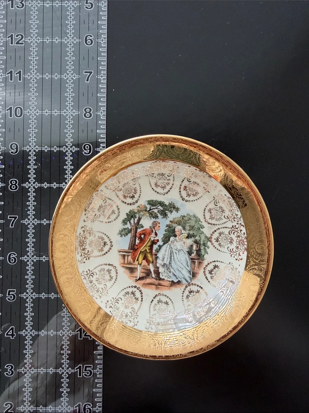 Vintage 22K Gold Trim Courting Couple Decorative Bowl 5.5